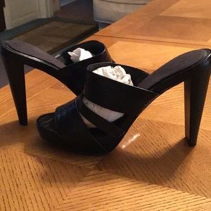Carolina Herrera Sandals *NEW*